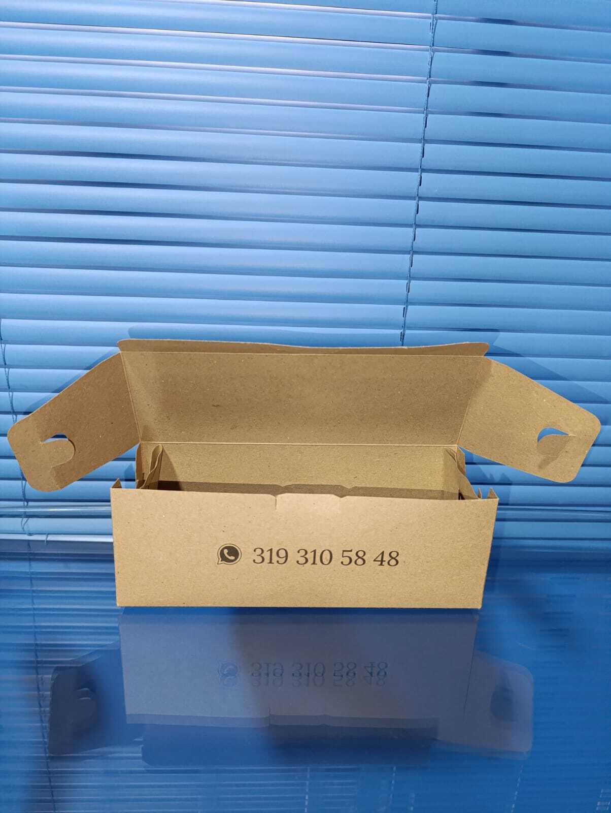 caja_perros_calientes_abierta